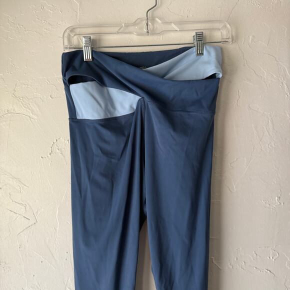 PacSun Active Blue Crossover Waist Leggings Size L – Colorblock Athletic Stretch - Picture 2 of 10